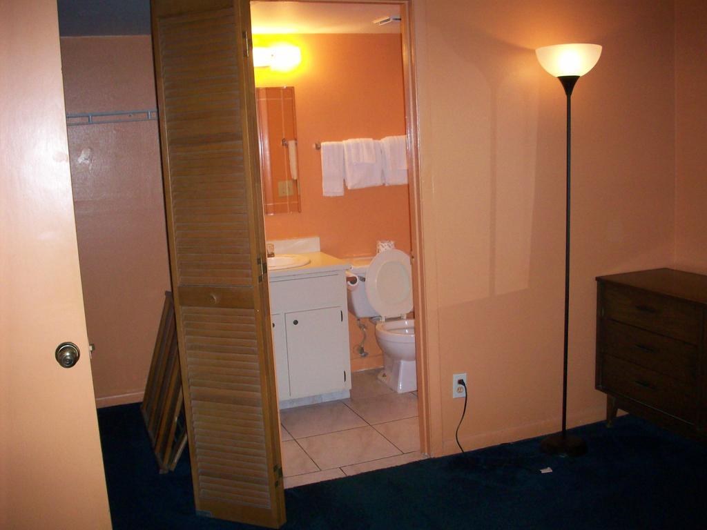 All-Suite Motel Edgewater  Szoba fotó