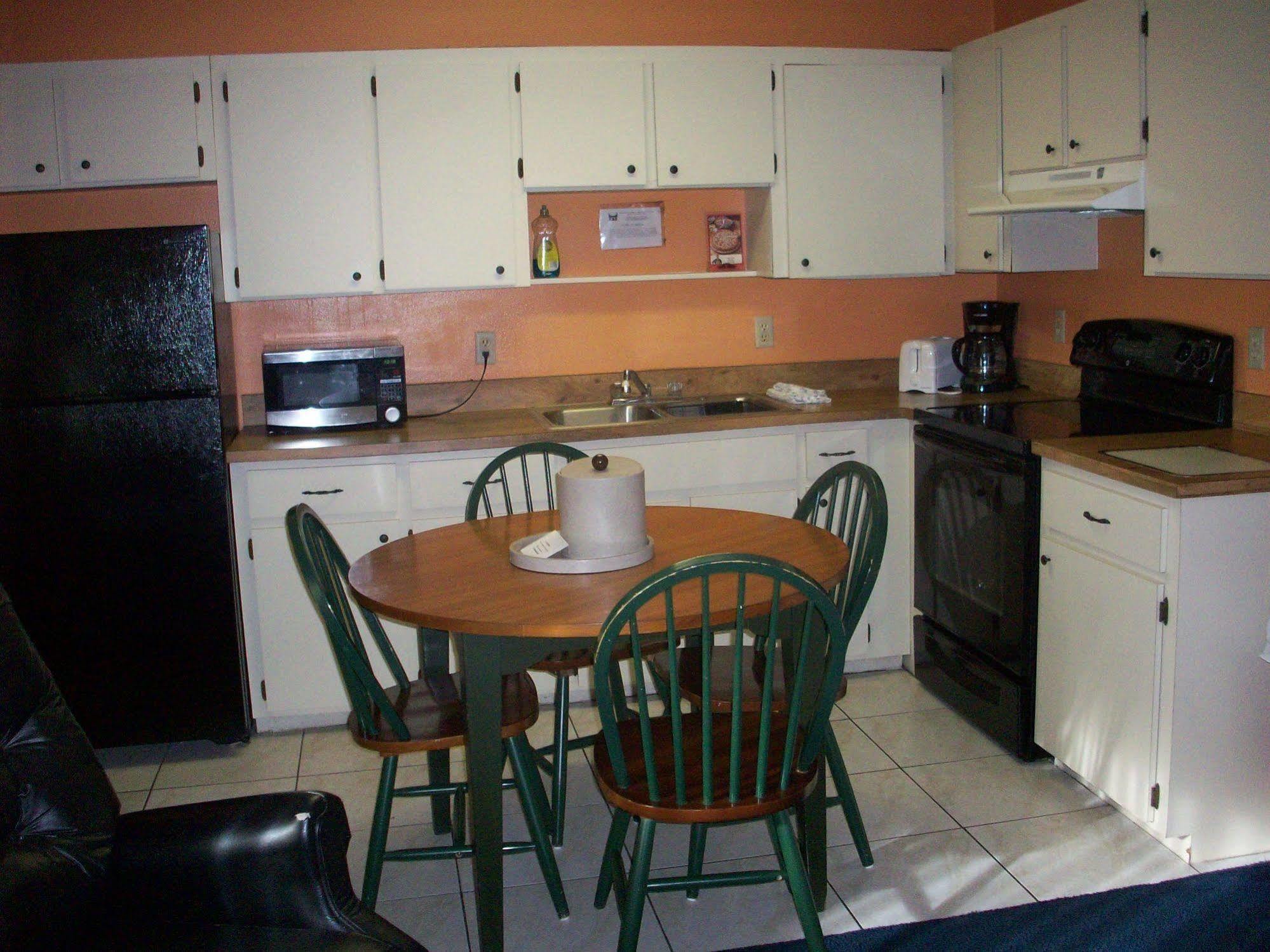 All-Suite Motel Edgewater  Kültér fotó