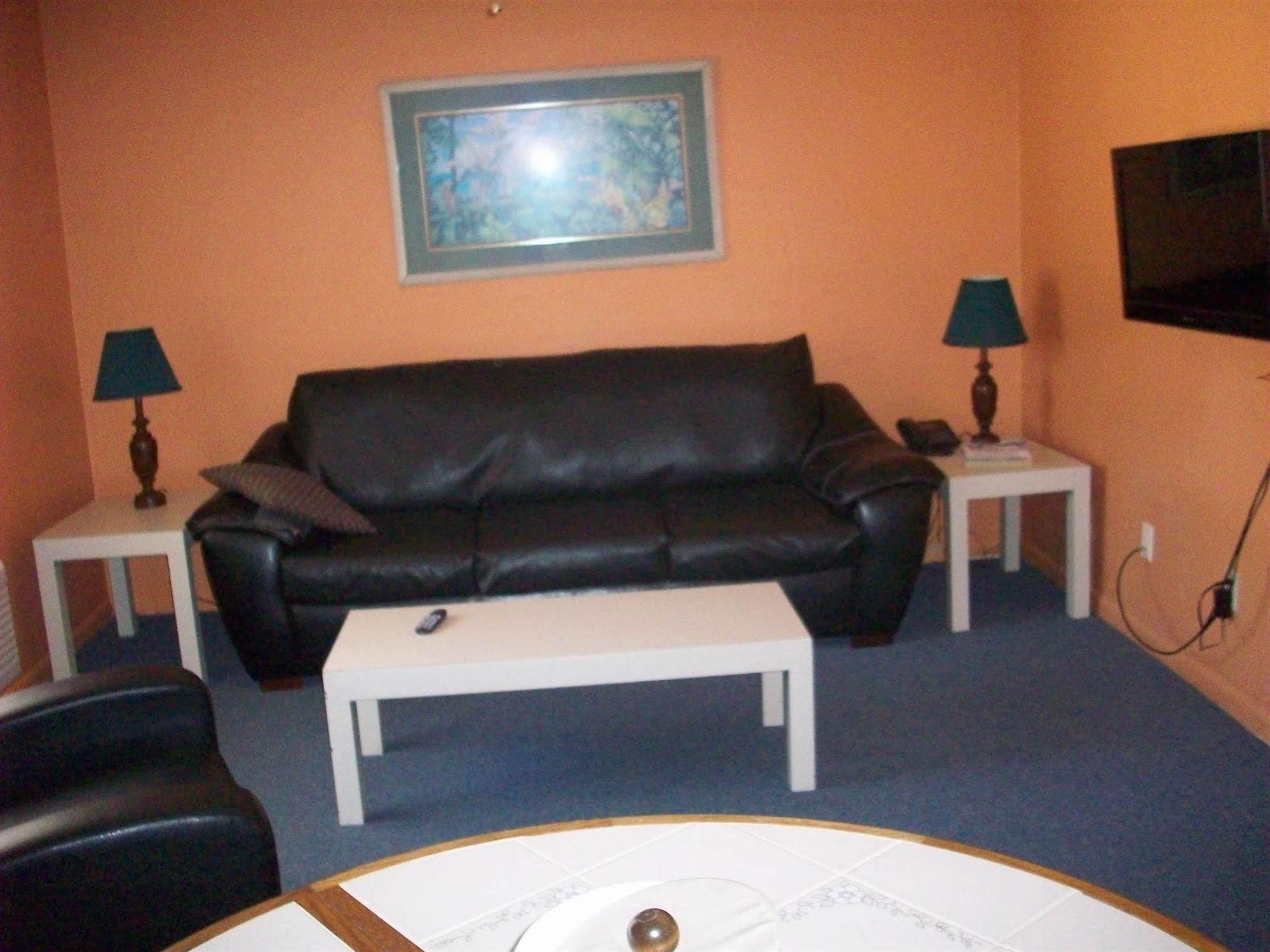 All-Suite Motel Edgewater  Kültér fotó